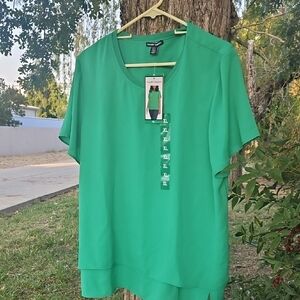 Alex Marie Green Boxy Short Sleeve Blouse